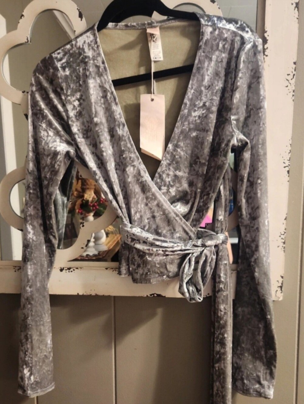 Free People - Velvet Wrap Top - Lt Green Crushed Velvet. Looks Grey But Is Green